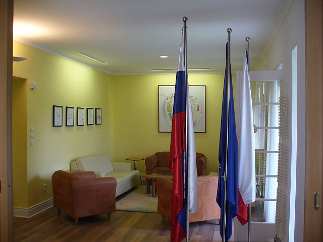 jednací-místnost-ZÚ-v-Ljubljani